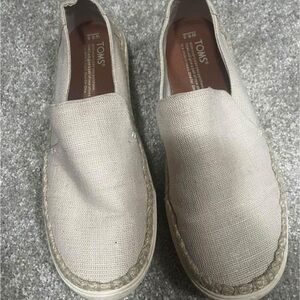 Good condition. Worn a handful of times